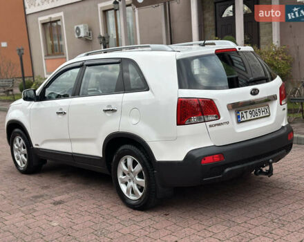 Белый Киа Соренто, объемом двигателя 2.2 л и пробегом 260 тыс. км за 9850 $, фото 7 на Automoto.ua
