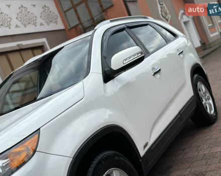 Белый Киа Соренто, объемом двигателя 2.2 л и пробегом 260 тыс. км за 9650 $, фото 6 на Automoto.ua