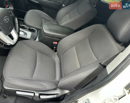 Белый Киа Соренто, объемом двигателя 2.2 л и пробегом 219 тыс. км за 12250 $, фото 19 на Automoto.ua