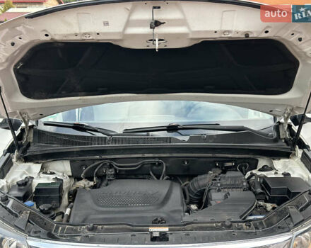 Белый Киа Соренто, объемом двигателя 2.2 л и пробегом 260 тыс. км за 9850 $, фото 45 на Automoto.ua