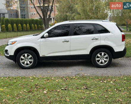 Белый Киа Соренто, объемом двигателя 2.2 л и пробегом 219 тыс. км за 12250 $, фото 13 на Automoto.ua