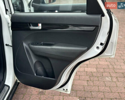 Белый Киа Соренто, объемом двигателя 2.2 л и пробегом 260 тыс. км за 9650 $, фото 37 на Automoto.ua