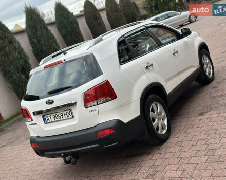 Белый Киа Соренто, объемом двигателя 2.2 л и пробегом 260 тыс. км за 9650 $, фото 13 на Automoto.ua