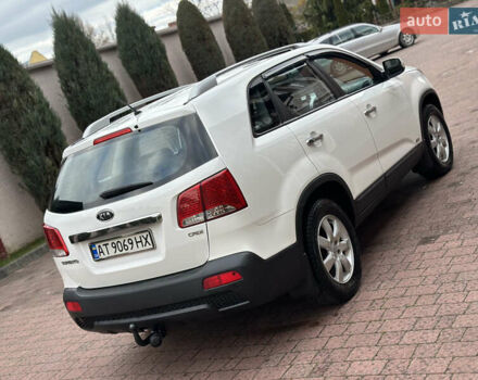 Белый Киа Соренто, объемом двигателя 2.2 л и пробегом 260 тыс. км за 9850 $, фото 13 на Automoto.ua