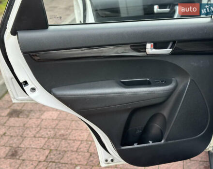 Белый Киа Соренто, объемом двигателя 2.2 л и пробегом 260 тыс. км за 9850 $, фото 33 на Automoto.ua