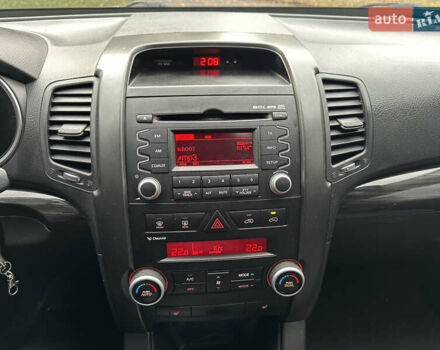 Белый Киа Соренто, объемом двигателя 2.2 л и пробегом 219 тыс. км за 12250 $, фото 23 на Automoto.ua