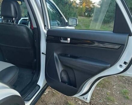 Белый Киа Соренто, объемом двигателя 2.2 л и пробегом 258 тыс. км за 10500 $, фото 15 на Automoto.ua