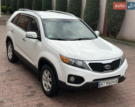 Белый Киа Соренто, объемом двигателя 2.2 л и пробегом 260 тыс. км за 9850 $, фото 21 на Automoto.ua