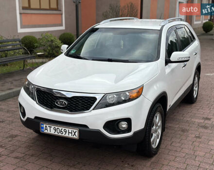 Белый Киа Соренто, объемом двигателя 2.2 л и пробегом 260 тыс. км за 9850 $, фото 1 на Automoto.ua