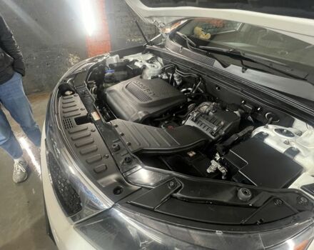 Білий Кіа Соренто, об'ємом двигуна 2.2 л та пробігом 270 тис. км за 12500 $, фото 2 на Automoto.ua