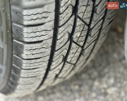 Белый Киа Соренто, объемом двигателя 2.2 л и пробегом 219 тыс. км за 12250 $, фото 17 на Automoto.ua