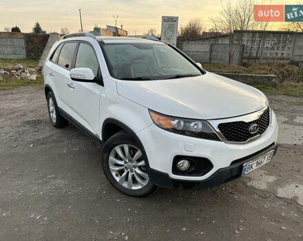 Белый Киа Соренто, объемом двигателя 2.2 л и пробегом 230 тыс. км за 12300 $, фото 1 на Automoto.ua