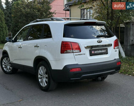 Белый Киа Соренто, объемом двигателя 2.2 л и пробегом 197 тыс. км за 13200 $, фото 21 на Automoto.ua