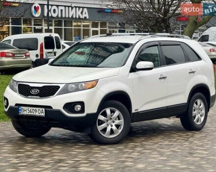 Білий Кіа Соренто, об'ємом двигуна 2.4 л та пробігом 327 тис. км за 9999 $, фото 10 на Automoto.ua