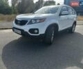 Белый Киа Соренто, объемом двигателя 2.36 л и пробегом 162 тыс. км за 15000 $, фото 2 на Automoto.ua