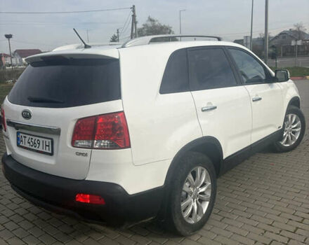 Белый Киа Соренто, объемом двигателя 2.2 л и пробегом 204 тыс. км за 12200 $, фото 3 на Automoto.ua