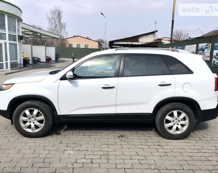 Белый Киа Соренто, объемом двигателя 2.4 л и пробегом 200 тыс. км за 10399 $, фото 6 на Automoto.ua