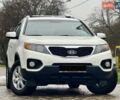 Білий Кіа Соренто, об'ємом двигуна 2.4 л та пробігом 327 тис. км за 9999 $, фото 17 на Automoto.ua