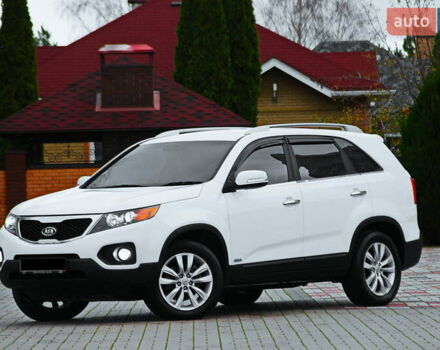 Белый Киа Соренто, объемом двигателя 2.2 л и пробегом 135 тыс. км за 12250 $, фото 5 на Automoto.ua