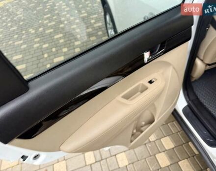 Білий Кіа Соренто, об'ємом двигуна 2.4 л та пробігом 327 тис. км за 9999 $, фото 47 на Automoto.ua