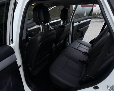 Белый Киа Соренто, объемом двигателя 2.2 л и пробегом 137 тыс. км за 11800 $, фото 8 на Automoto.ua