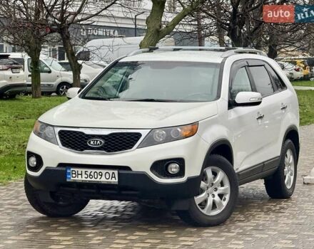 Білий Кіа Соренто, об'ємом двигуна 2.4 л та пробігом 327 тис. км за 9999 $, фото 9 на Automoto.ua