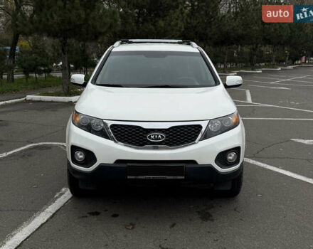 Белый Киа Соренто, объемом двигателя 2.36 л и пробегом 180 тыс. км за 9999 $, фото 5 на Automoto.ua