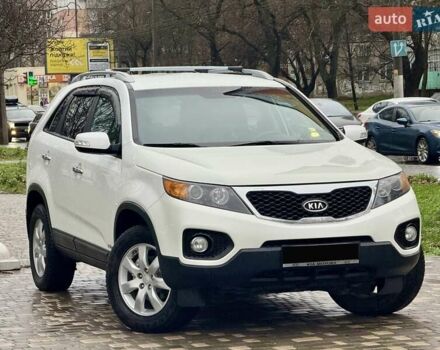 Білий Кіа Соренто, об'ємом двигуна 2.4 л та пробігом 327 тис. км за 9999 $, фото 18 на Automoto.ua