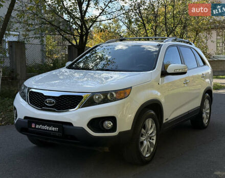 Белый Киа Соренто, объемом двигателя 2.2 л и пробегом 197 тыс. км за 13200 $, фото 5 на Automoto.ua