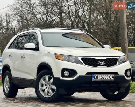Білий Кіа Соренто, об'ємом двигуна 2.4 л та пробігом 327 тис. км за 9999 $, фото 15 на Automoto.ua