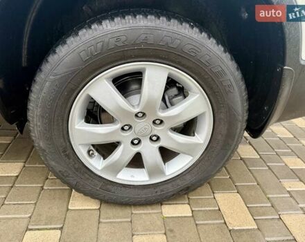 Білий Кіа Соренто, об'ємом двигуна 2.4 л та пробігом 327 тис. км за 9999 $, фото 25 на Automoto.ua