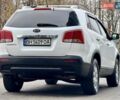 Белый Киа Соренто, объемом двигателя 2.4 л и пробегом 331 тыс. км за 9999 $, фото 13 на Automoto.ua