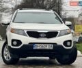Білий Кіа Соренто, об'ємом двигуна 2.4 л та пробігом 327 тис. км за 9999 $, фото 13 на Automoto.ua