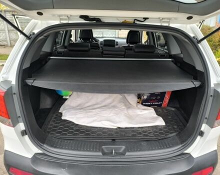 Білий Кіа Соренто, об'ємом двигуна 2.2 л та пробігом 258 тис. км за 14000 $, фото 10 на Automoto.ua