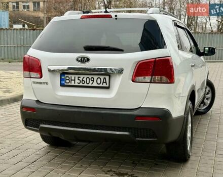 Белый Киа Соренто, объемом двигателя 2.4 л и пробегом 331 тыс. км за 9999 $, фото 18 на Automoto.ua