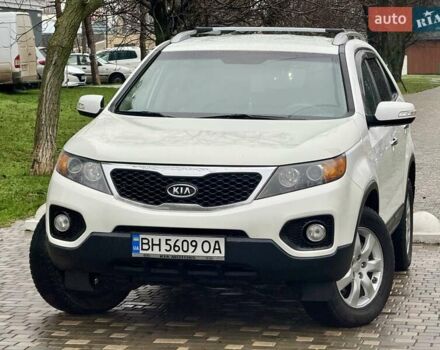 Білий Кіа Соренто, об'ємом двигуна 2.4 л та пробігом 327 тис. км за 9999 $, фото 8 на Automoto.ua