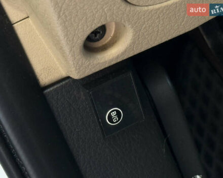 Белый Киа Соренто, объемом двигателя 2.36 л и пробегом 180 тыс. км за 9999 $, фото 28 на Automoto.ua