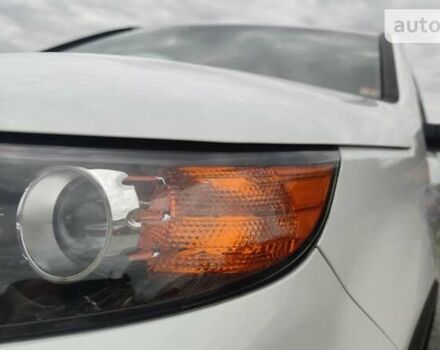 Білий Кіа Соренто, об'ємом двигуна 2.2 л та пробігом 199 тис. км за 12950 $, фото 26 на Automoto.ua