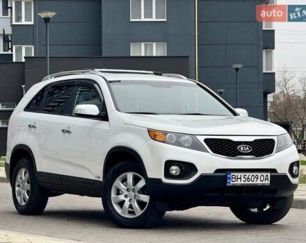 Белый Киа Соренто, объемом двигателя 2.4 л и пробегом 331 тыс. км за 9999 $, фото 20 на Automoto.ua