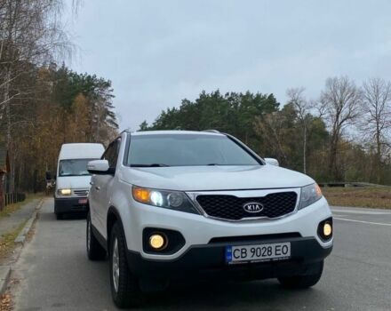 Білий Кіа Соренто, об'ємом двигуна 2.4 л та пробігом 261 тис. км за 12400 $, фото 1 на Automoto.ua