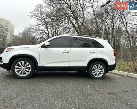Белый Киа Соренто, объемом двигателя 2.2 л и пробегом 237 тыс. км за 12800 $, фото 8 на Automoto.ua