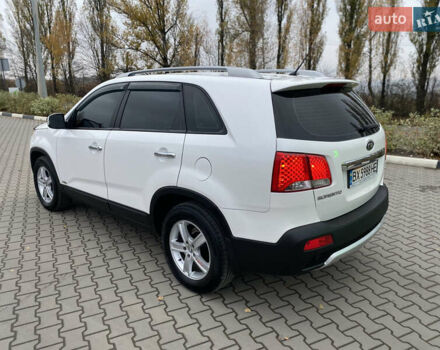 Белый Киа Соренто, объемом двигателя 2.2 л и пробегом 240 тыс. км за 10777 $, фото 6 на Automoto.ua