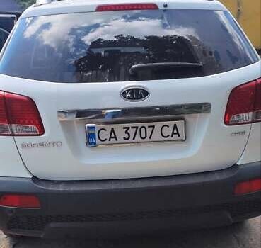 Белый Киа Соренто, объемом двигателя 2.2 л и пробегом 230 тыс. км за 12200 $, фото 7 на Automoto.ua