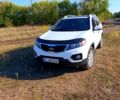 Белый Киа Соренто, объемом двигателя 2.2 л и пробегом 240 тыс. км за 12700 $, фото 7 на Automoto.ua