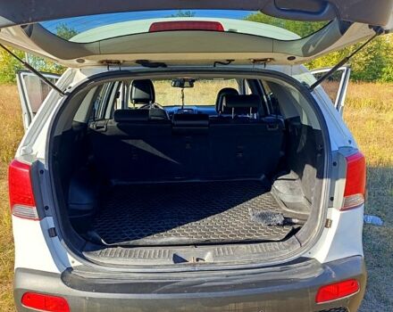 Белый Киа Соренто, объемом двигателя 2.2 л и пробегом 240 тыс. км за 12700 $, фото 3 на Automoto.ua