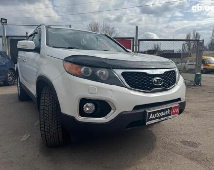 Білий Кіа Соренто, об'ємом двигуна 2.2 л та пробігом 198 тис. км за 14990 $, фото 6 на Automoto.ua