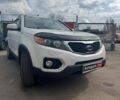 Білий Кіа Соренто, об'ємом двигуна 2.2 л та пробігом 198 тис. км за 14990 $, фото 6 на Automoto.ua