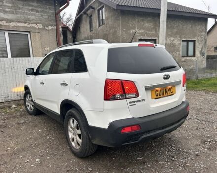Белый Киа Соренто, объемом двигателя 2.2 л и пробегом 110 тыс. км за 4800 $, фото 2 на Automoto.ua