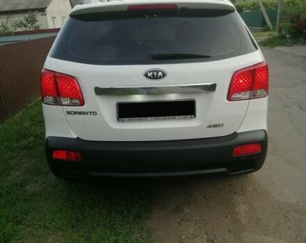 Белый Киа Соренто, объемом двигателя 2.4 л и пробегом 167 тыс. км за 12200 $, фото 2 на Automoto.ua
