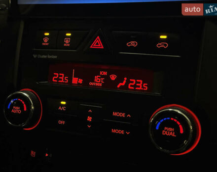 Белый Киа Соренто, объемом двигателя 2.2 л и пробегом 178 тыс. км за 14999 $, фото 15 на Automoto.ua